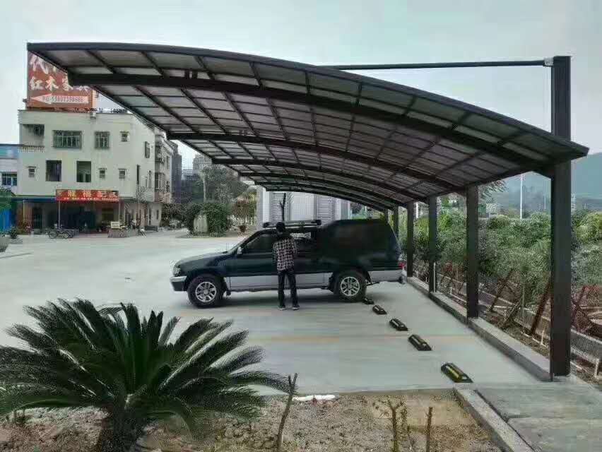 車棚正常維修才能安全使用！